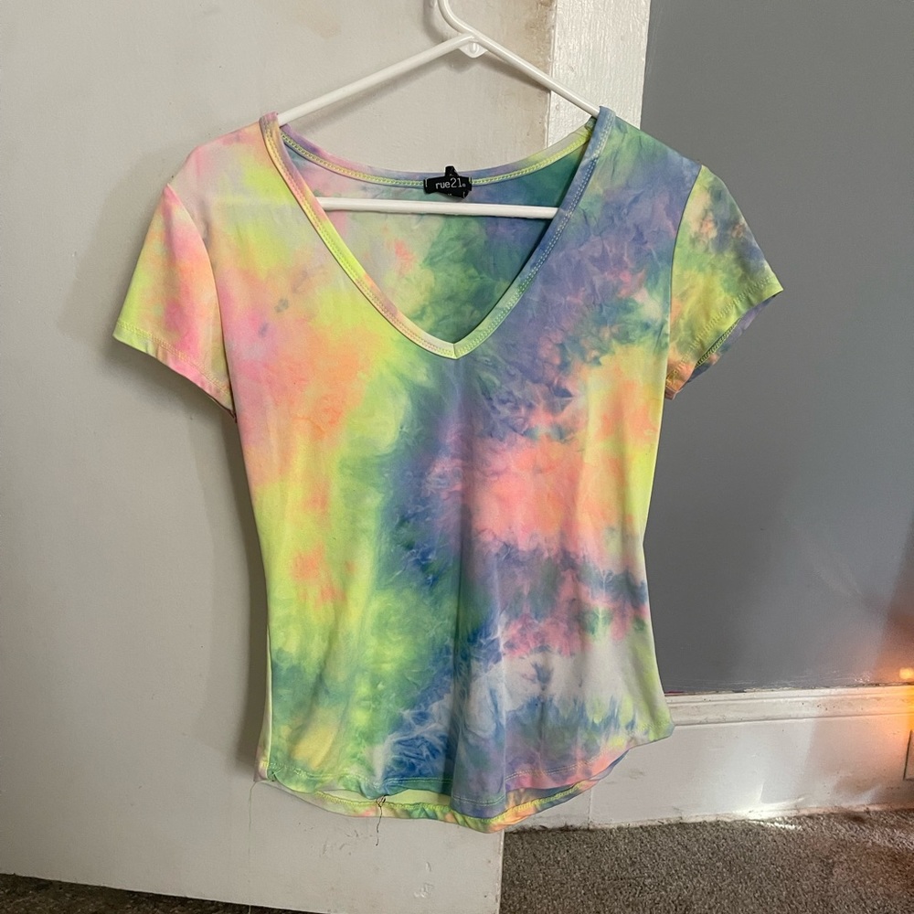 ❤️ RUE 21 TIE DYE SHIRT ❤️